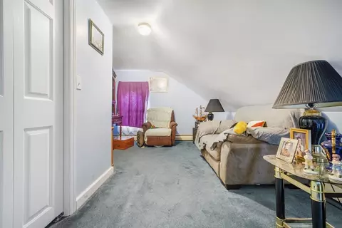 377 Hartwell St, Fall River, MA 02721 photo 8