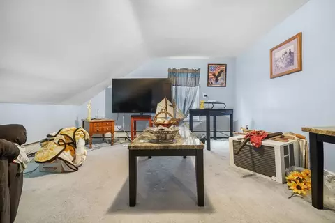 377 Hartwell St, Fall River, MA 02721 photo 11