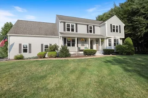 22 Constitution Way, Hanson, MA 02341