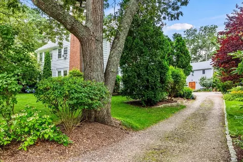 118 Scudder Ave, Barnstable, MA 02630