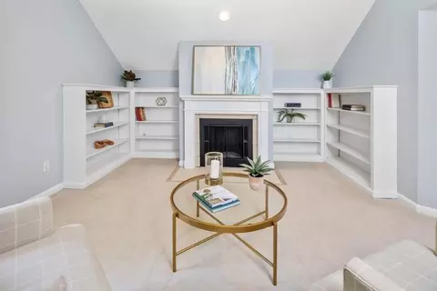 44 Floret Cir #44, Hingham, MA 02043 photo 15