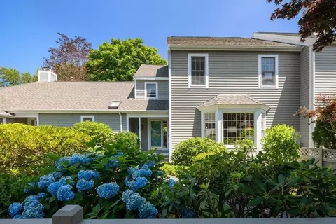 44 Floret Cir #44, Hingham, MA 02043