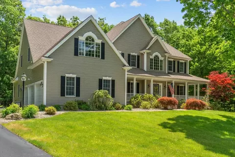 58 Whipple Brook Rd, Wrentham, MA 02093