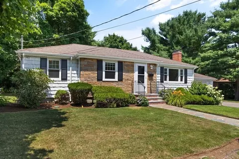 9 Leonard Rd, Sharon, MA 02067 photo 2