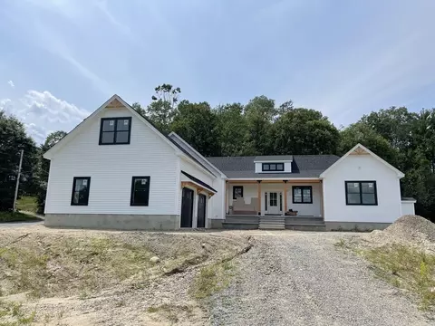 314 N Liberty St, Belchertown, MA 01007