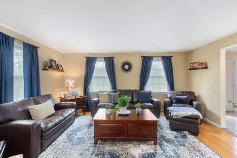 28 Blacksmith Way, Saugus, MA 01906 photo 4