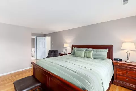 28 Blacksmith Way, Saugus, MA 01906 photo 17