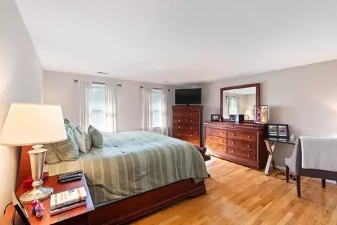 28 Blacksmith Way, Saugus, MA 01906 photo 16