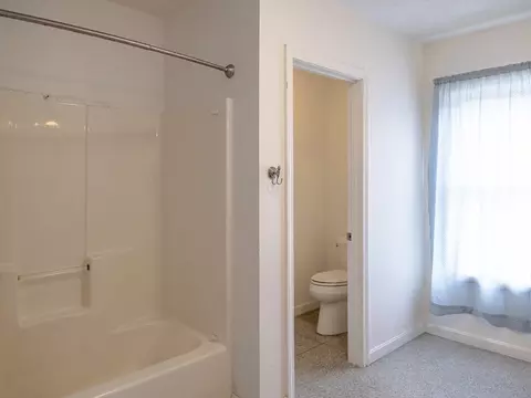 192 Midget, Warwick, RI 02886 photo 12