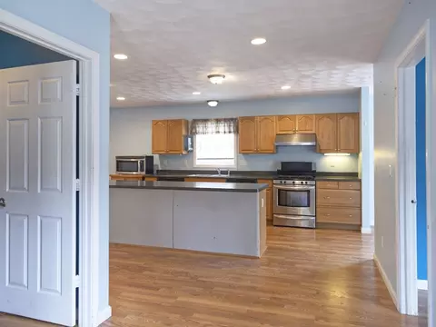 192 Midget, Warwick, RI 02886 photo 4