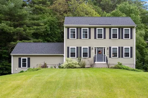 87 Brookline St # -B, Townsend, MA 01469