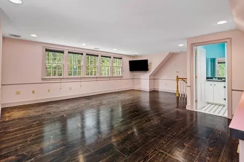 39 Downing St, Hingham, MA 02043 photo 16