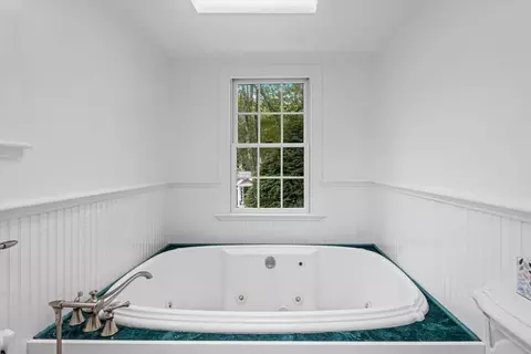 39 Downing St, Hingham, MA 02043 photo 22