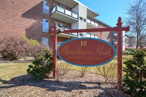 5056 Broadlawn #304, Boston College, MA 02467
