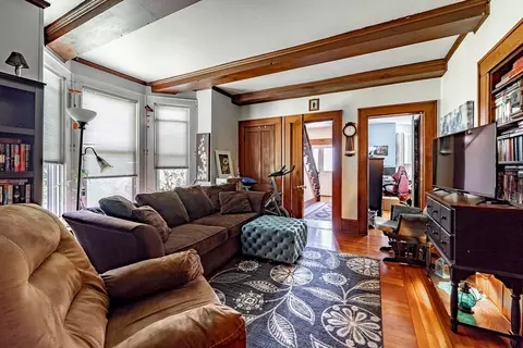 64 Marion St, Chicopee, MA 01013 photo 8
