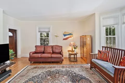 34 Custer St, Boston, MA 02130 photo 6