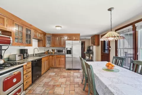 34 Custer St, Boston, MA 02130 photo 8