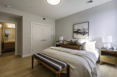 71 Bow #201, Somerville, MA 02143