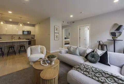 71 Bow #305, Somerville, MA 02143