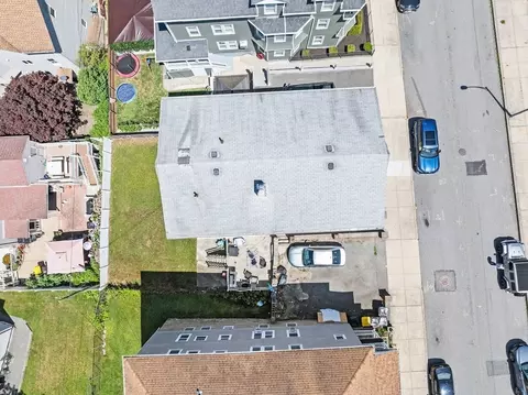 612 June St, Fall River, MA 02720 photo 4