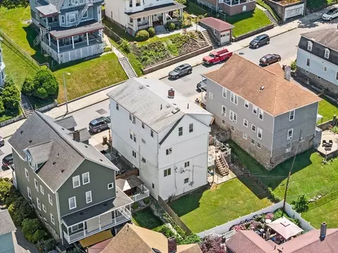 612 June St, Fall River, MA 02720 photo 6