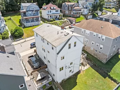 612 June St, Fall River, MA 02720 photo 7