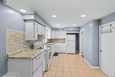 612 June St, Fall River, MA 02720 photo 31