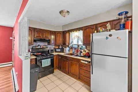 612 June St, Fall River, MA 02720 photo 11