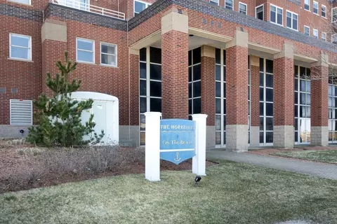 9 Park Ave #104, Hull, MA 02045