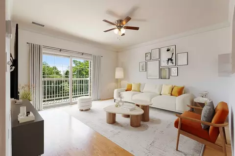 132 Clocktower Dr #4402, Waltham, MA 02452