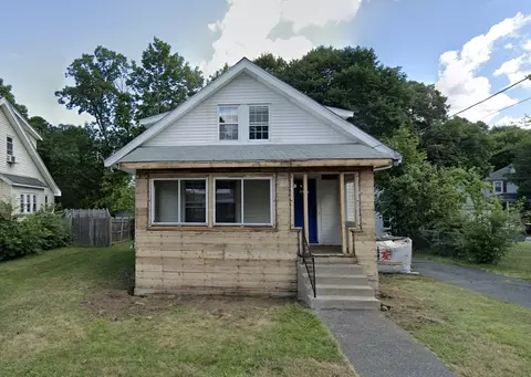 25 Nipmuc Rd, Framingham, MA 01702