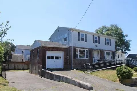 3 Gaffney St, Gloucester, MA 01930 photo 2
