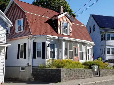 9 Ludlam St, Lowell, MA 01850