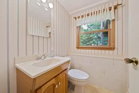 19 Ledgewood Dr, Canton, MA 02021 photo 22