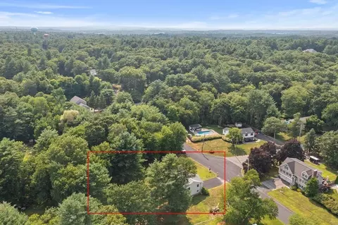 19 Ledgewood Dr, Canton, MA 02021 photo 32
