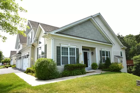 54 Herrick Dr #54, Methuen, MA 01844