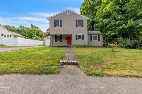 526 Homestead Ave, Holyoke, MA 01040