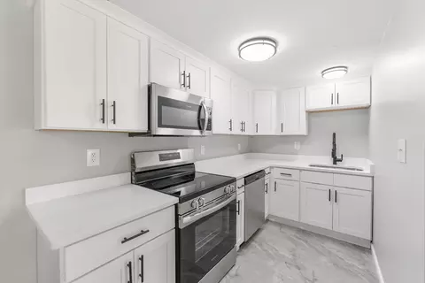 8 Murphy St, Wareham, MA 02571 photo 11