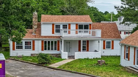 8 Murphy St, Wareham, MA 02571 photo 5