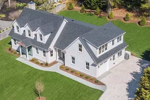45 Meadow View Rd S, Chatham, MA 02633