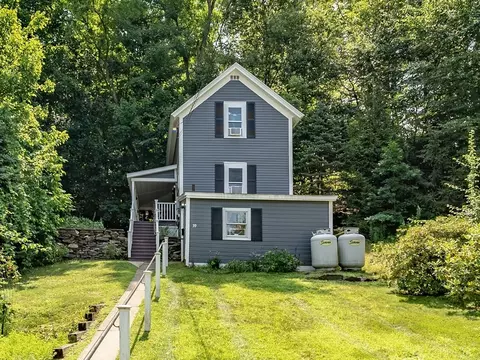 39 X St, Turners Falls, MA 01376