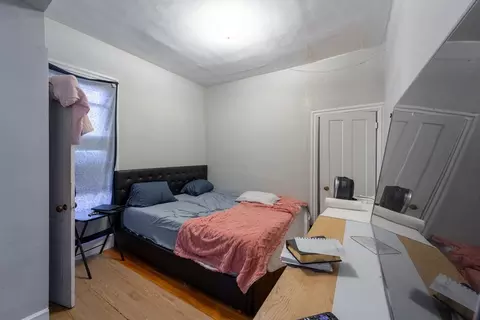 Bedroom - 24 Bowdoin St, Worcester, MA 01609 photo 3 of 5