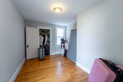Bedroom - 24 Bowdoin St, Worcester, MA 01609 photo 4 of 5