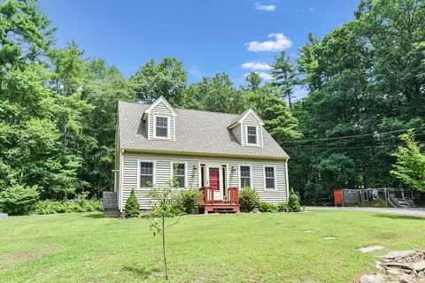 10 South St, Middleboro, MA 02346