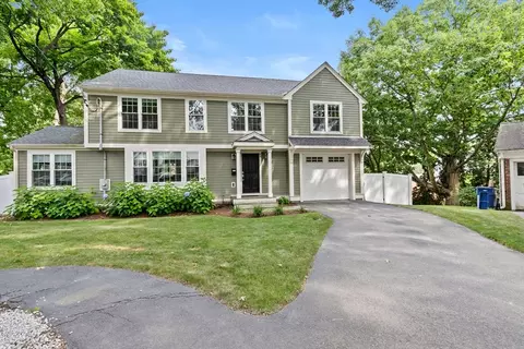 48 Atwill Rd, West Roxbury, MA 02132