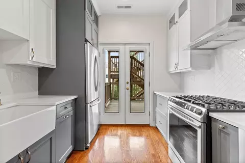 114 Bennington St #2, Boston, MA 02128