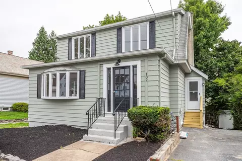 102 Forest St, Fitchburg, MA 01420