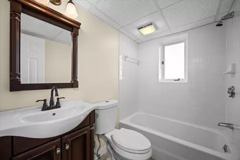 1468 Highland Ave, Fall River, MA 02720 photo 25