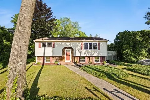 1468 Highland Ave, Fall River, MA 02720 photo 2