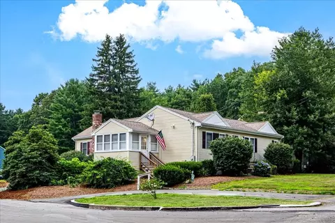 Exterior - 505 Old Post Rd, Walpole, MA 02081 photo 3 of 7